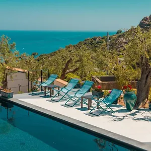 Toto Hotel
